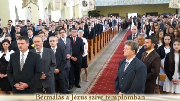 Bérmálás a Jézus szíve templomban